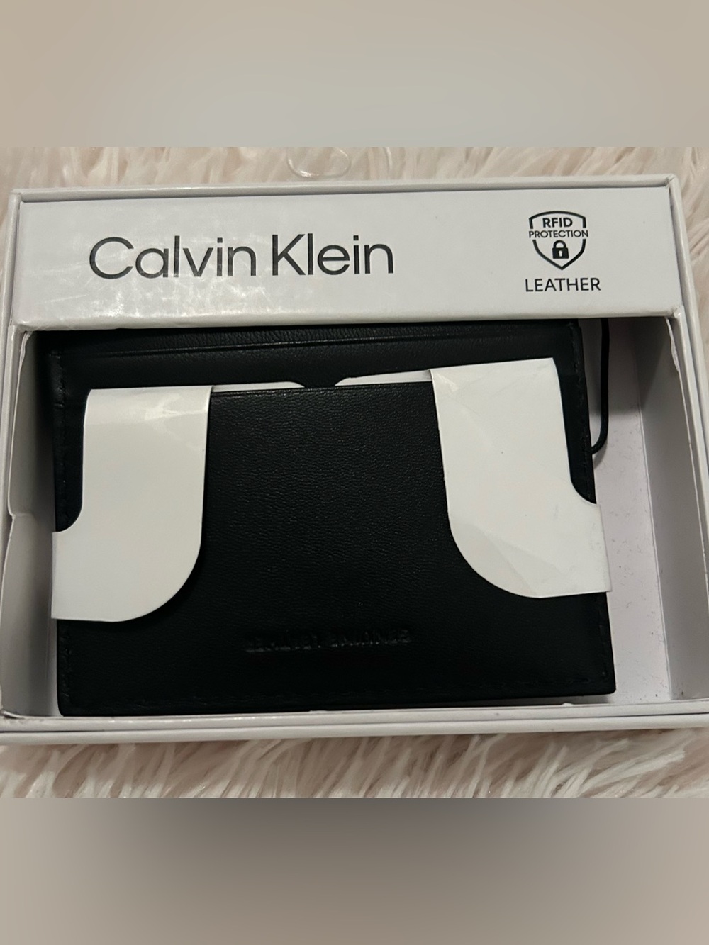 NIB Calvin Klein Black Leather Slim Card Wallet